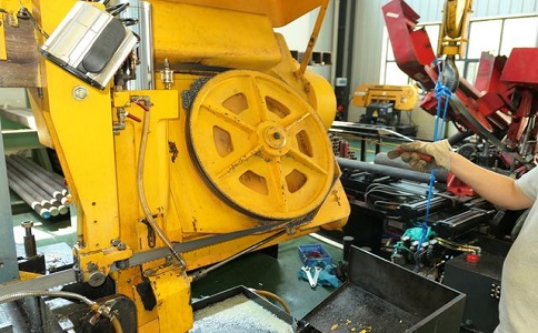 君山金属带锯床的日常使用和保养注意事项！